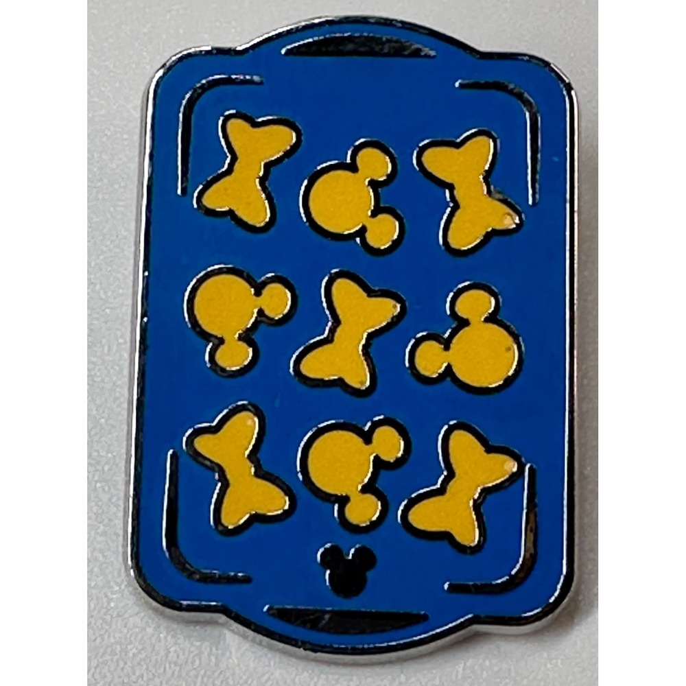 DisneyHidden Mickey Pin PLUTO COOKIE SHEET KITCHEN ESSENTIALS SERIES 2018 PP1747